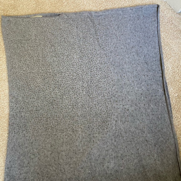 La Fiorentina Wrap/Poncho - Picture 4 of 9